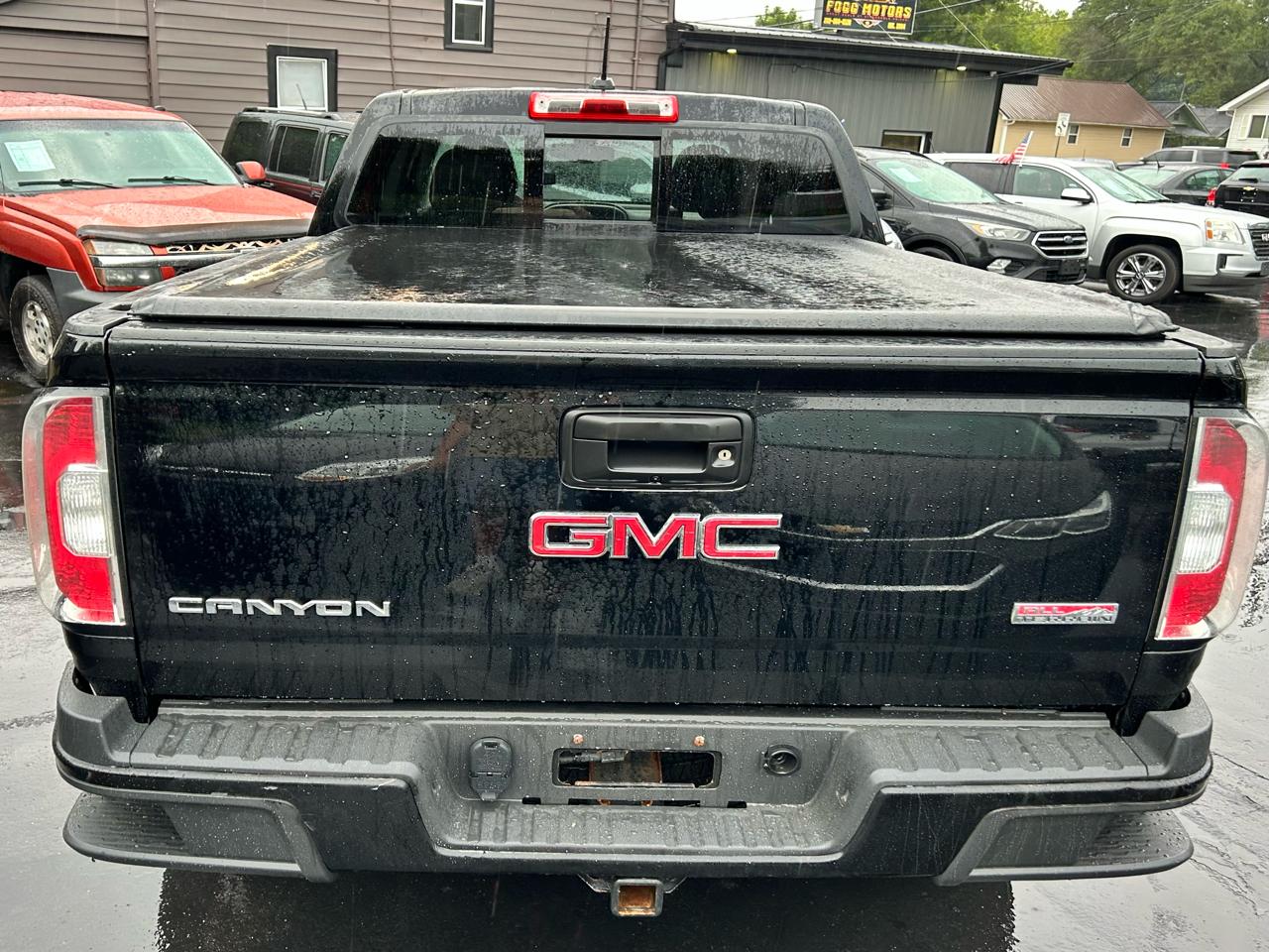 GMC Canyon SLE Crew Cab 4WD Long Box 2017