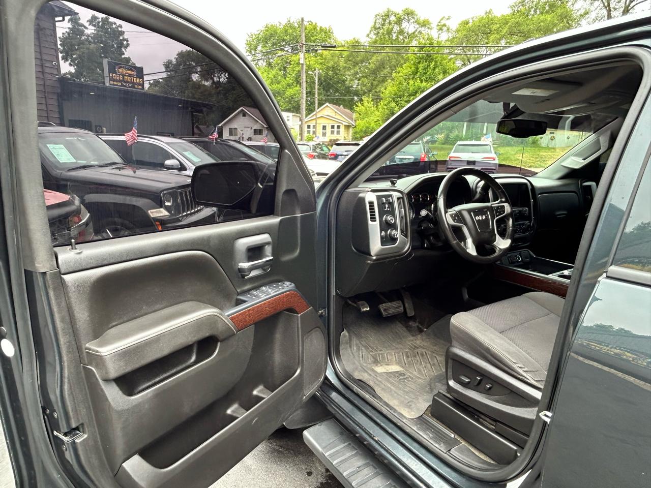 GMC Sierra 1500 SLE Double Cab 4WD 2017