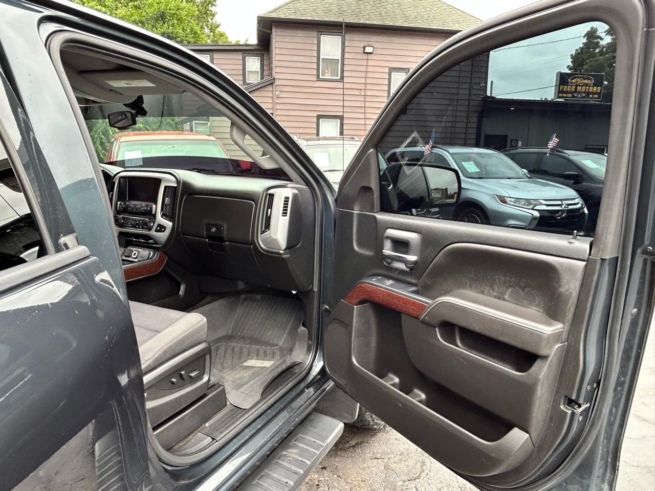 GMC Sierra 1500 SLE Double Cab 4WD 2017