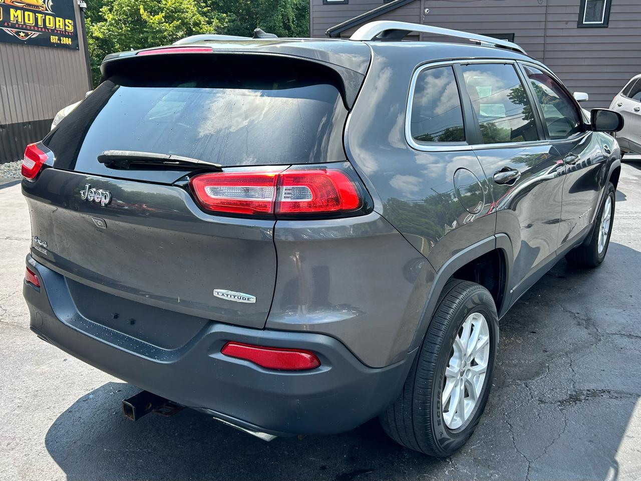 Jeep Cherokee Latitude 4WD 2015