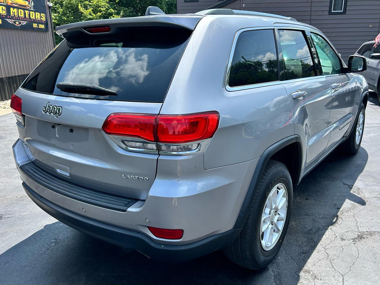Jeep Grand Cherokee Laredo 4WD 2018