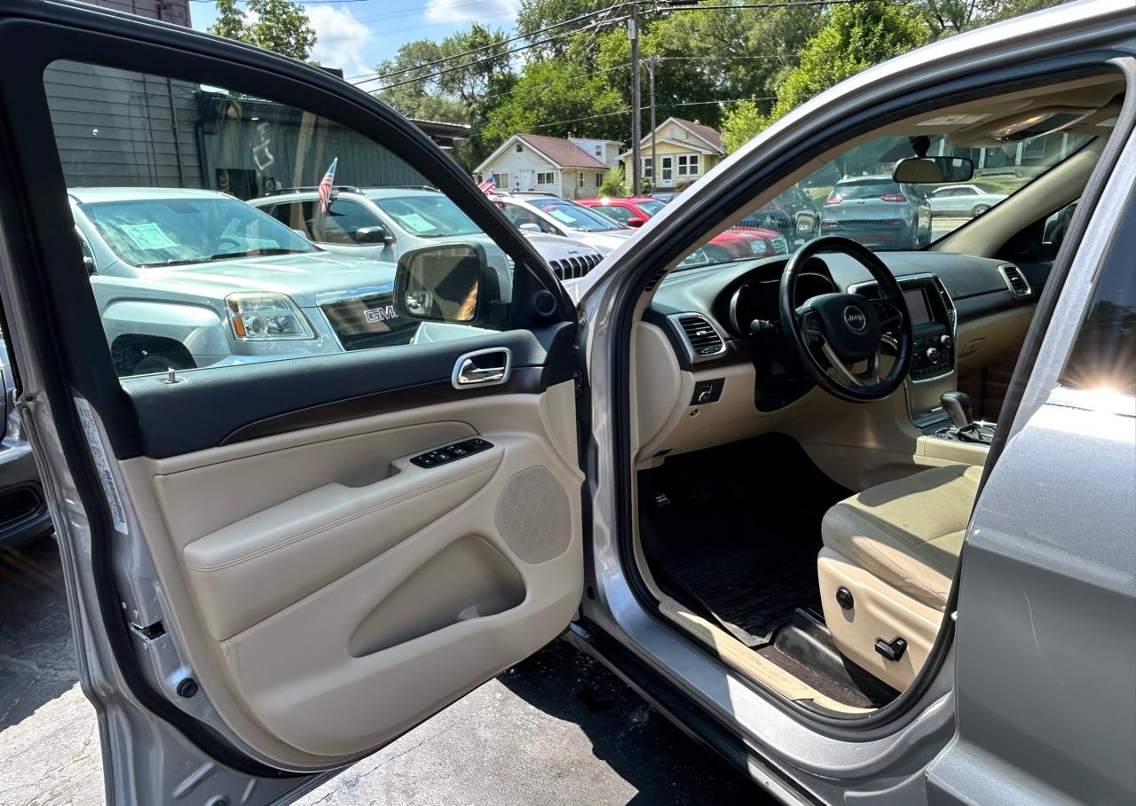 Jeep Grand Cherokee Laredo 4WD 2018