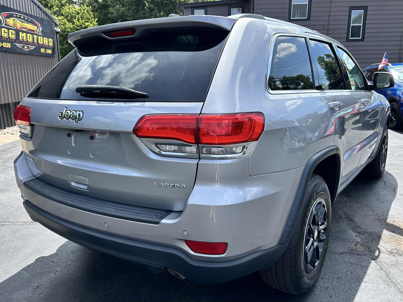 Jeep Grand Cherokee Laredo 4WD 2018