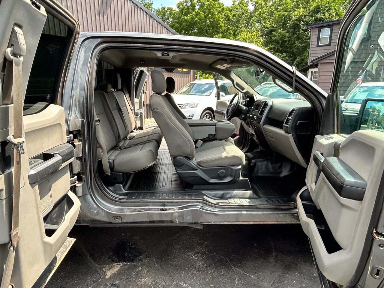 Ford F-150 FX4 SuperCab 4WD 2017