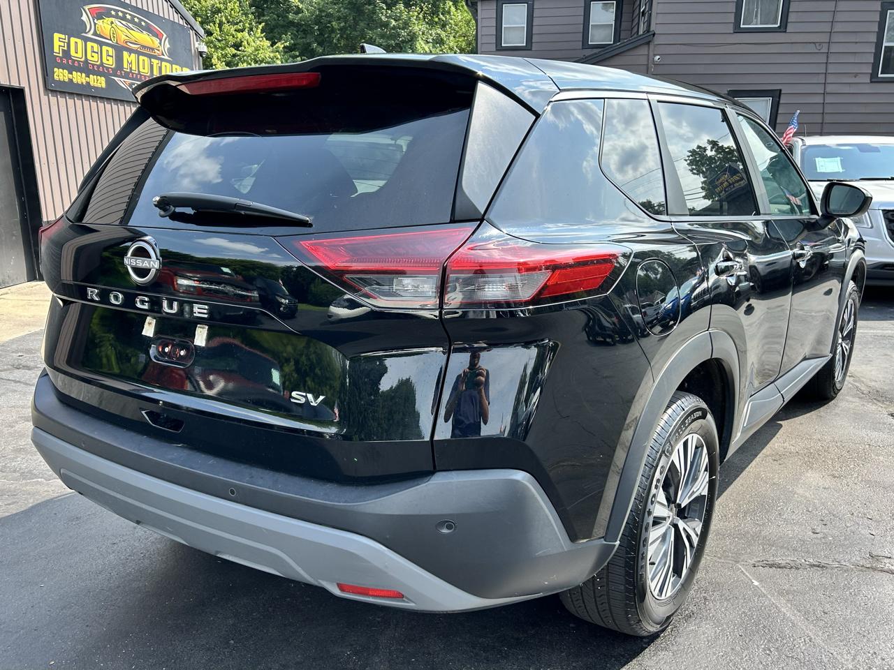 Nissan Rogue SV 2023