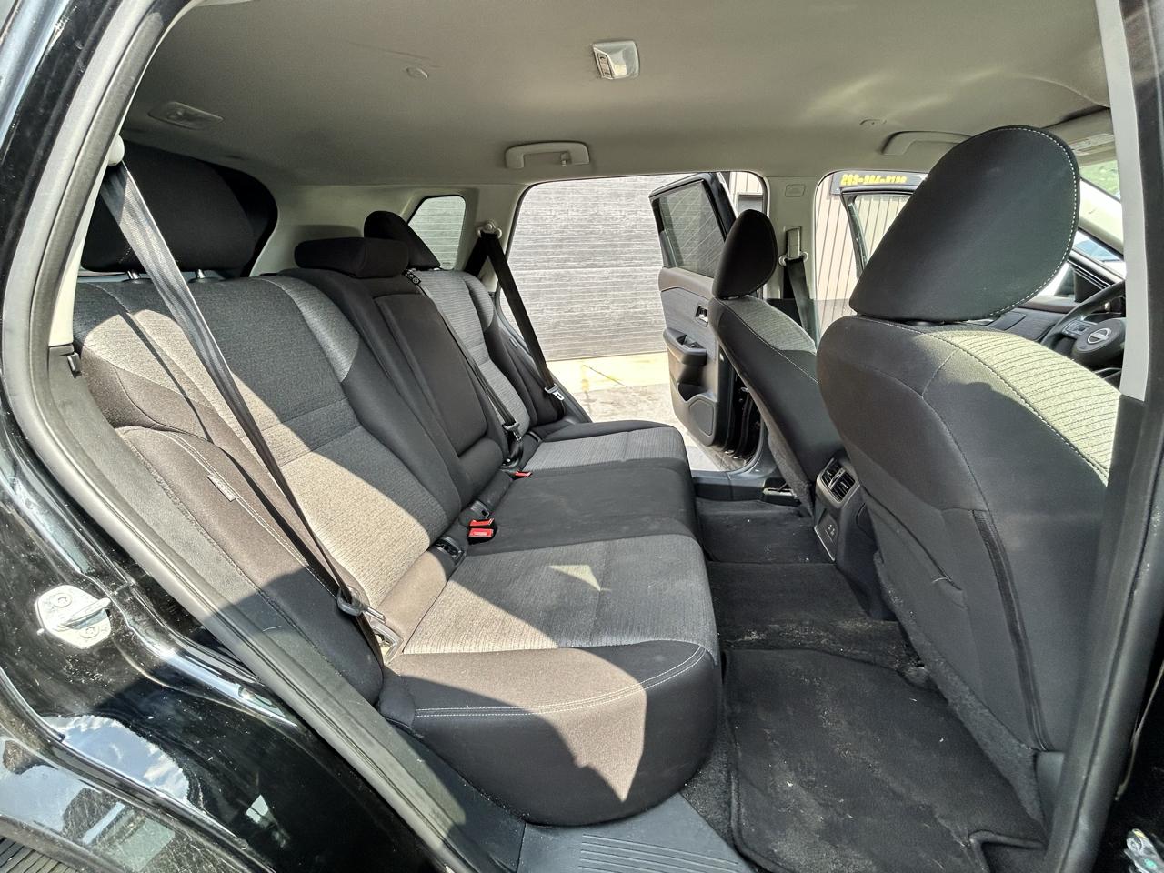 Nissan Rogue SV 2023