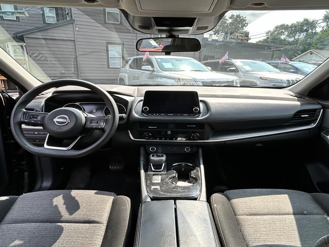 Nissan Rogue SV 2023