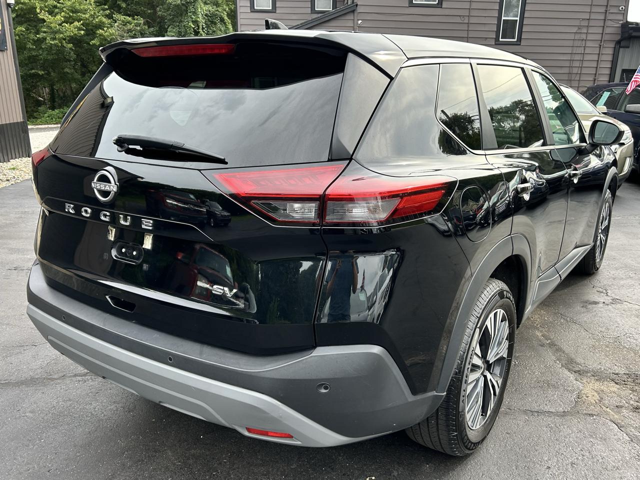 Nissan Rogue SV 2023