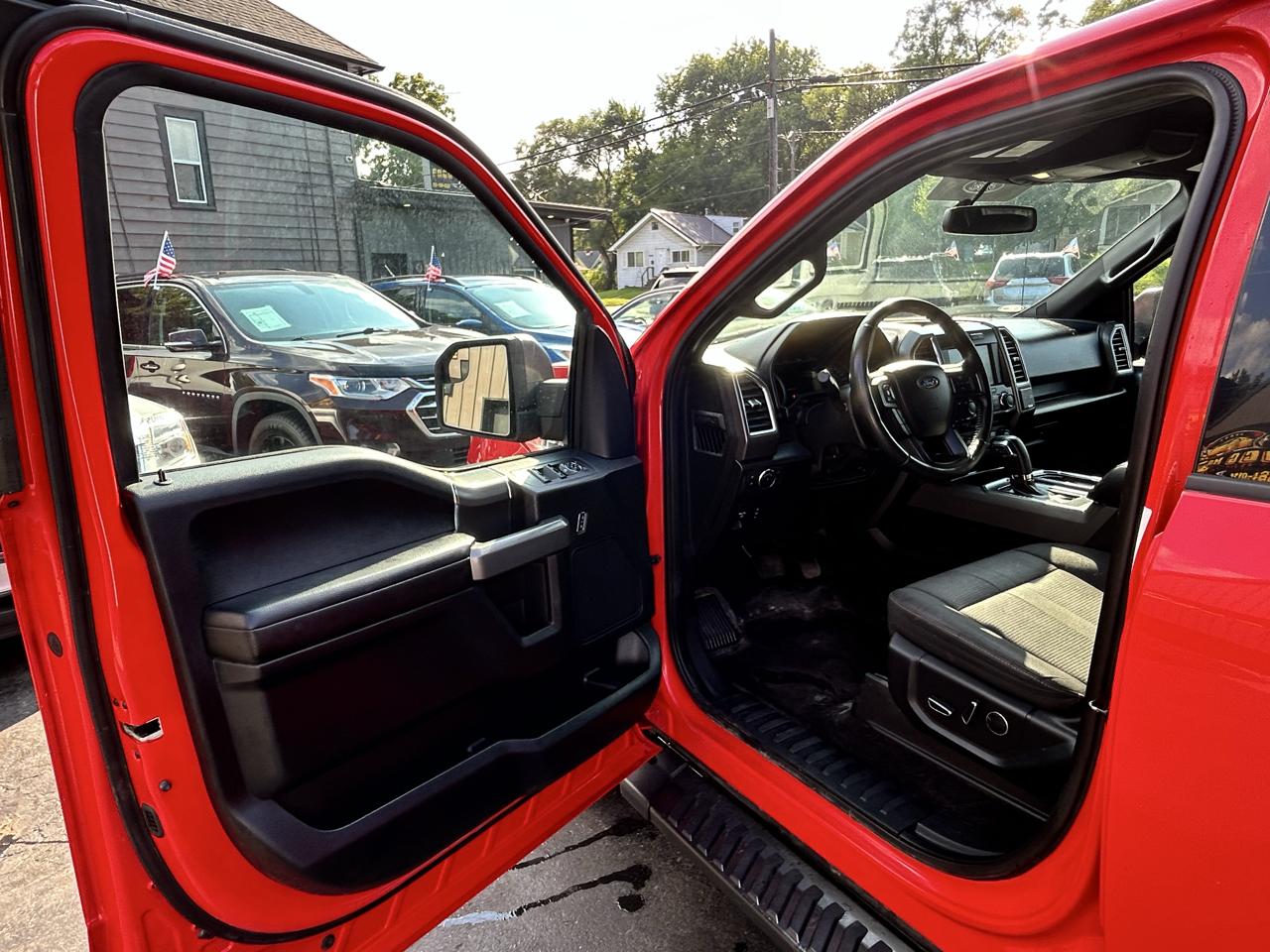 Ford F-150 Lariat SuperCrew 6.5-ft. Bed 4WD 2017