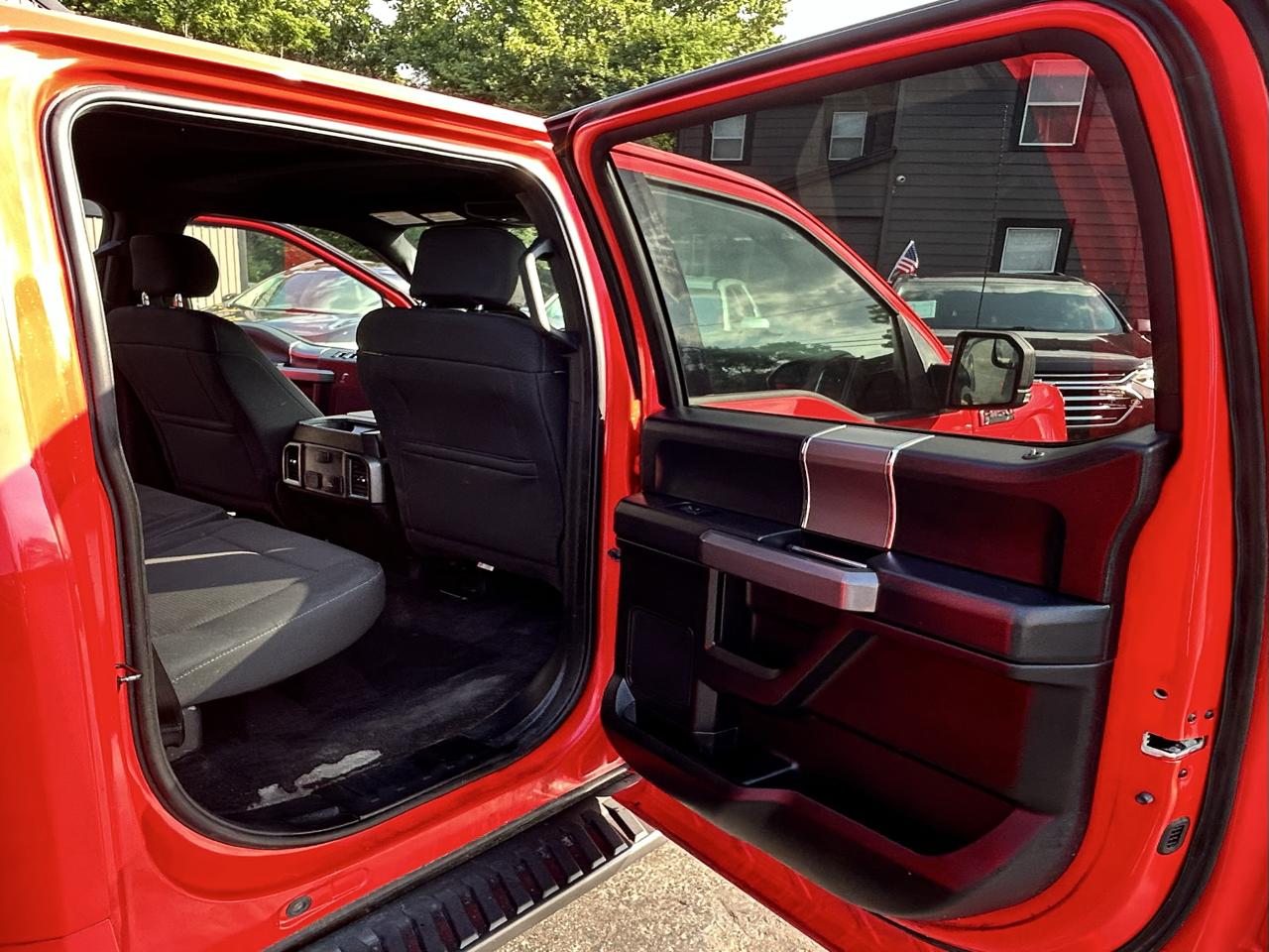 Ford F-150 Lariat SuperCrew 6.5-ft. Bed 4WD 2017
