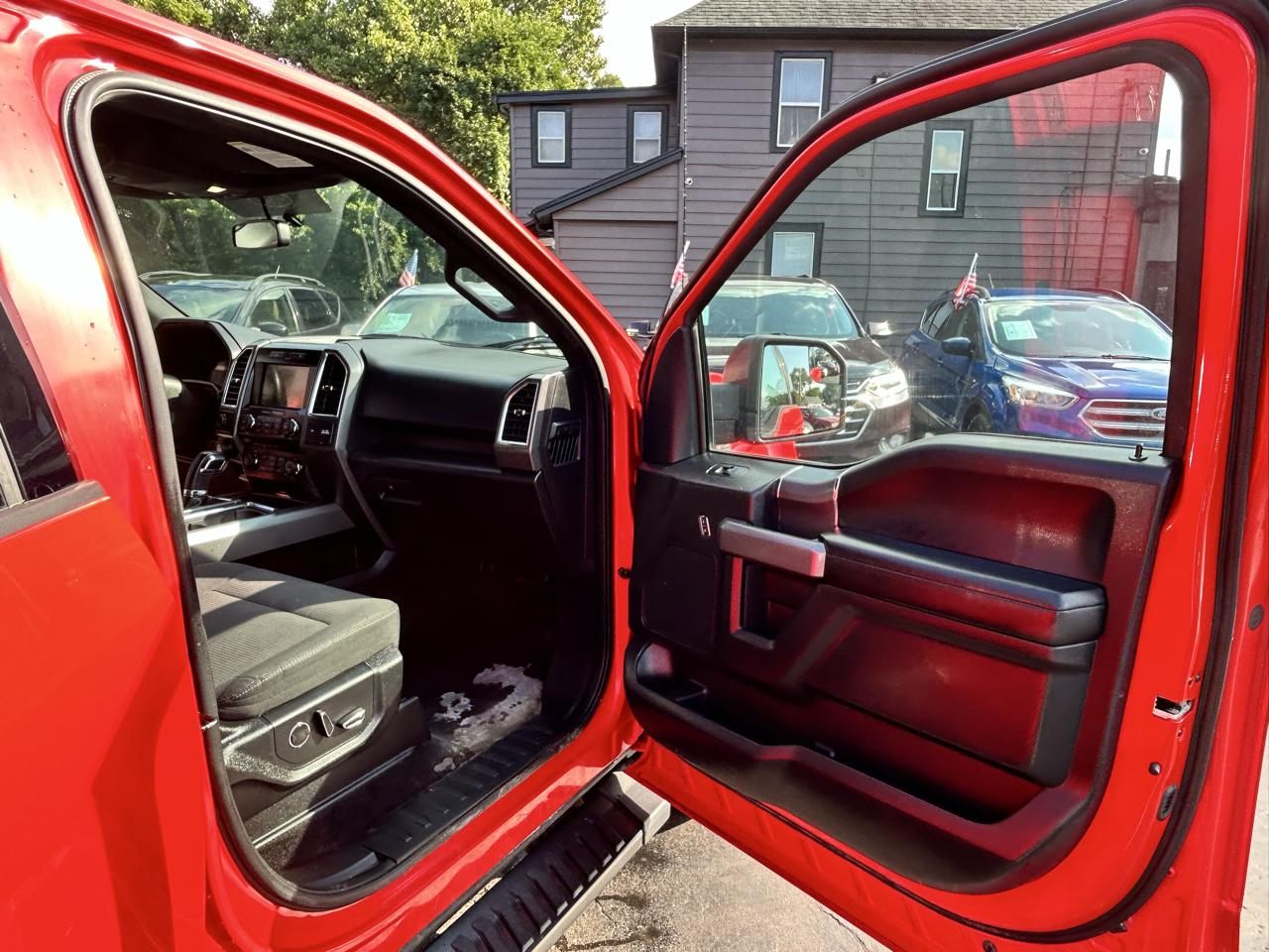 Ford F-150 Lariat SuperCrew 6.5-ft. Bed 4WD 2017