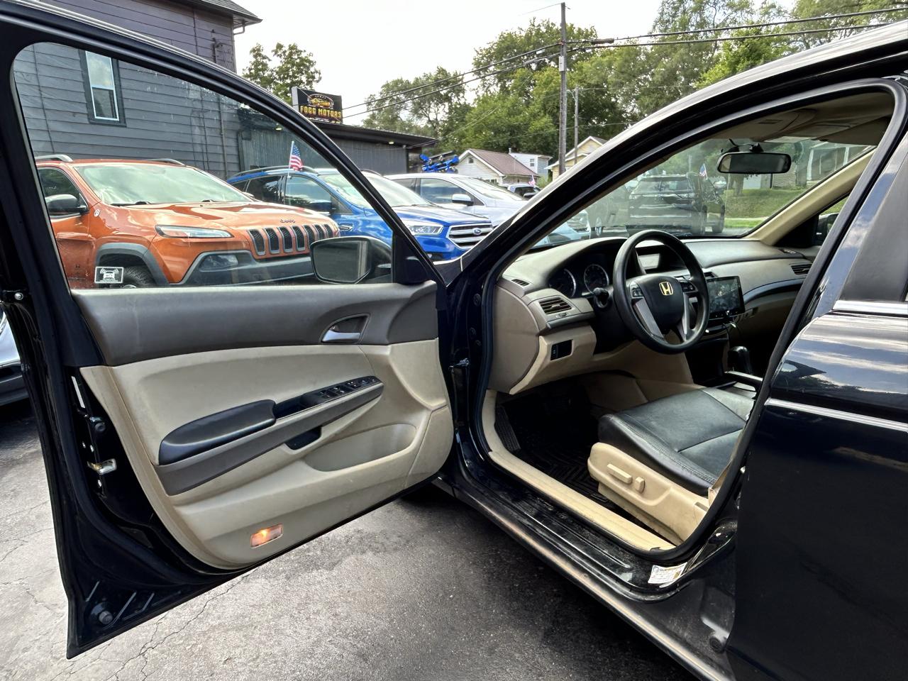 Honda Accord LX-P Sedan AT 2010