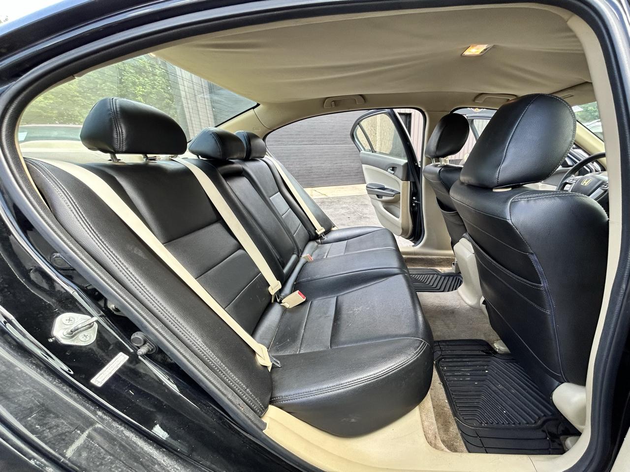 Honda Accord LX-P Sedan AT 2010
