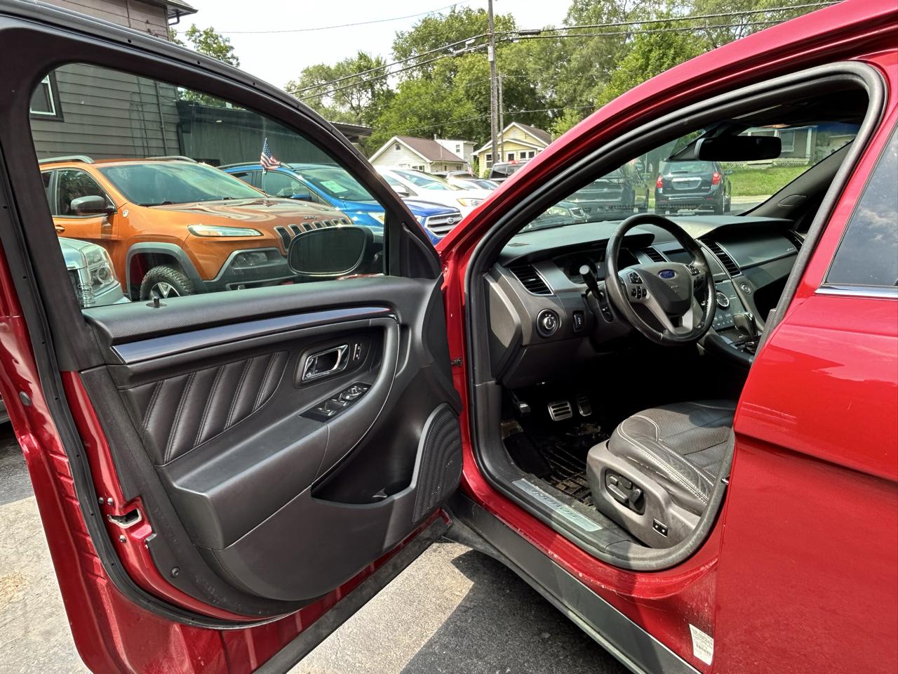 Ford Taurus SHO AWD 2013