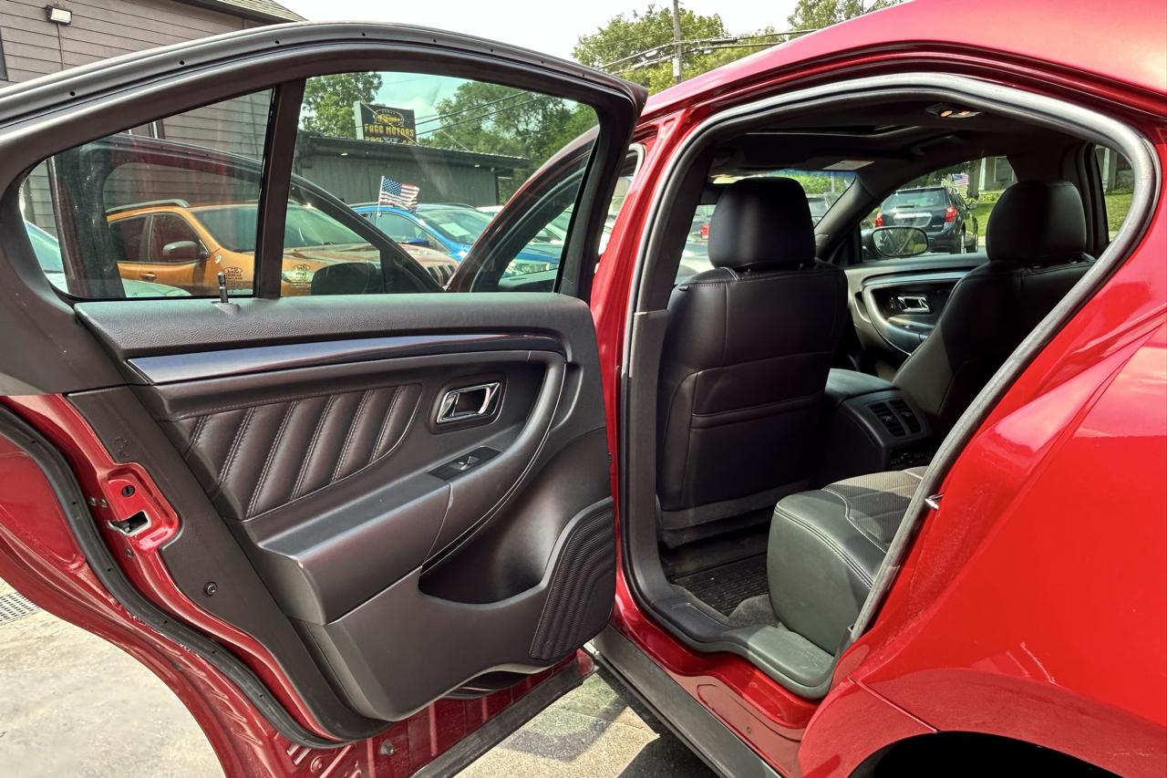 Ford Taurus SHO AWD 2013