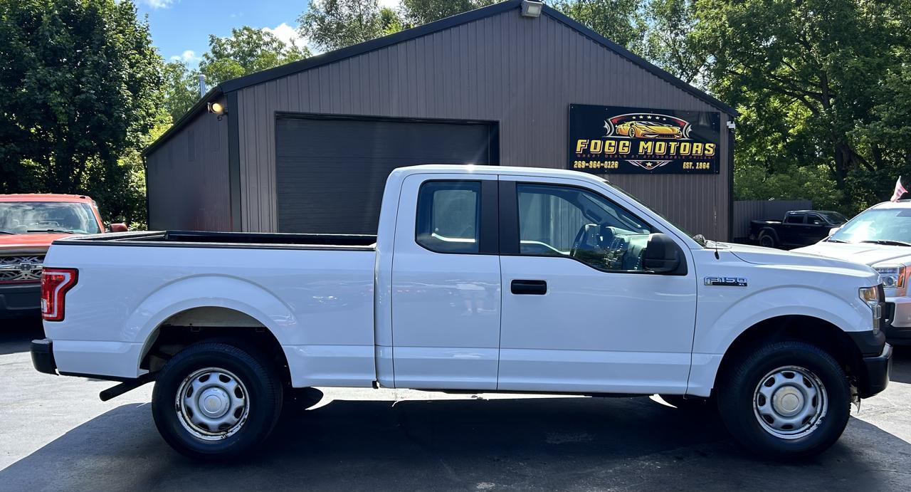 Ford F-150 Lariat SuperCab 6.5-ft. Bed 4WD 2015