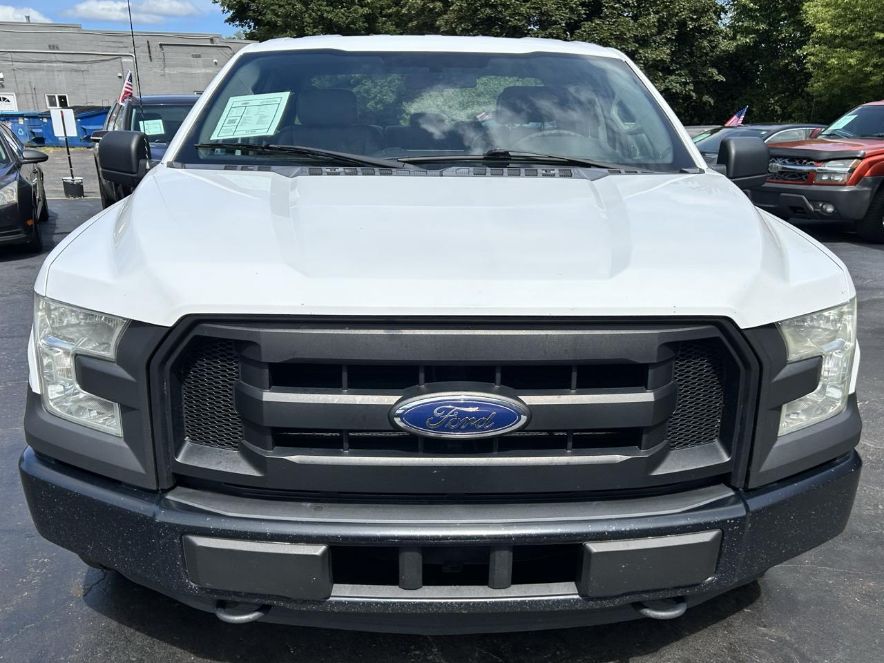 Ford F-150 XL 8-ft. Bed 4WD 2015