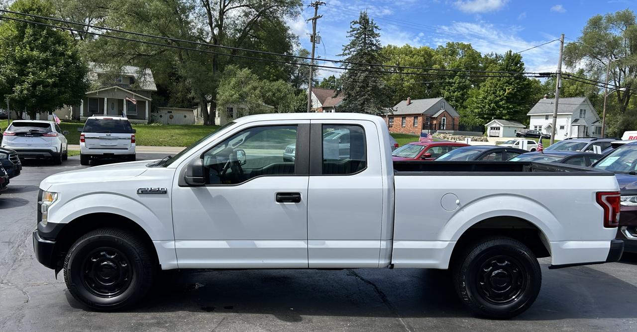 Ford F-150 XL 8-ft. Bed 4WD 2015