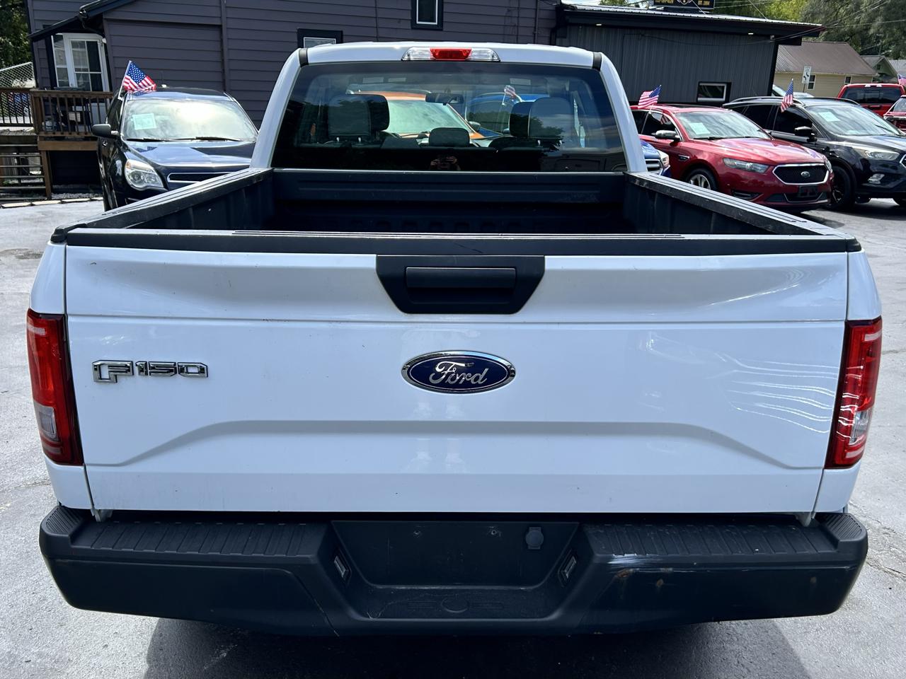 Ford F-150 XL 8-ft. Bed 4WD 2015