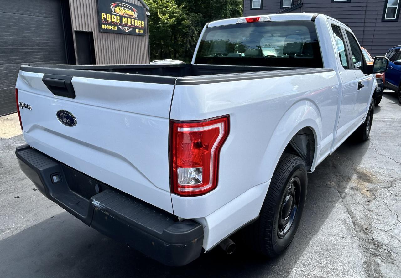 Ford F-150 XL 8-ft. Bed 4WD 2015