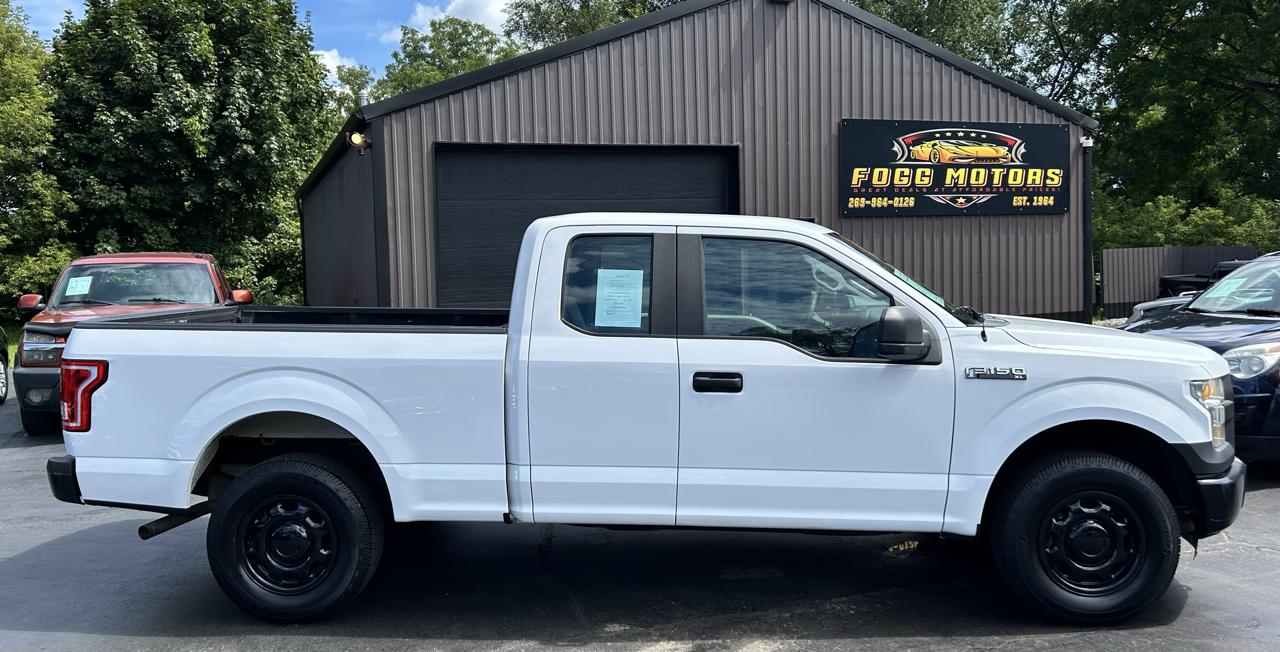 Ford F-150 XL 8-ft. Bed 4WD 2015