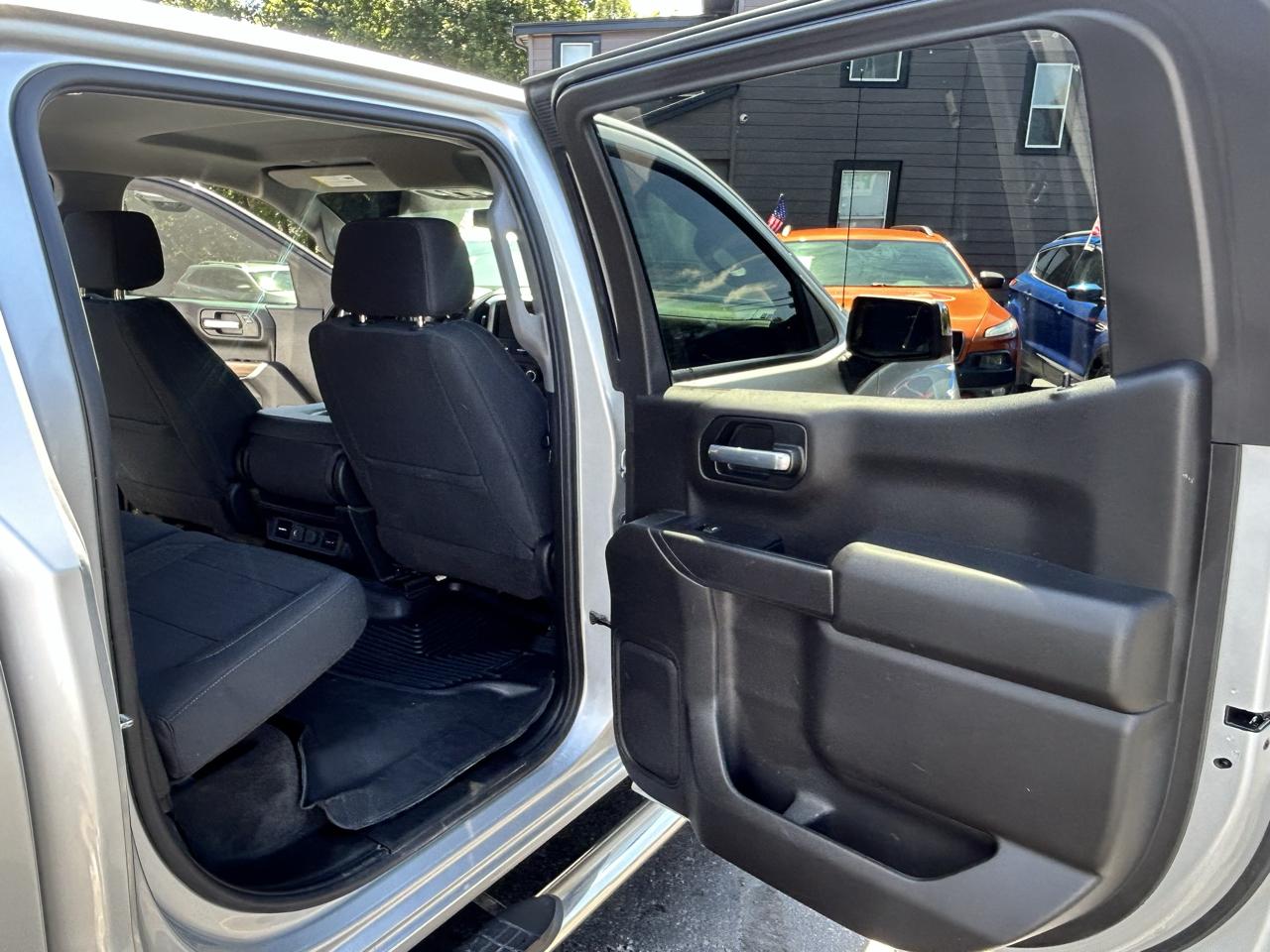 Chevrolet Silverado 1500 LT Crew Cab 4WD 2021