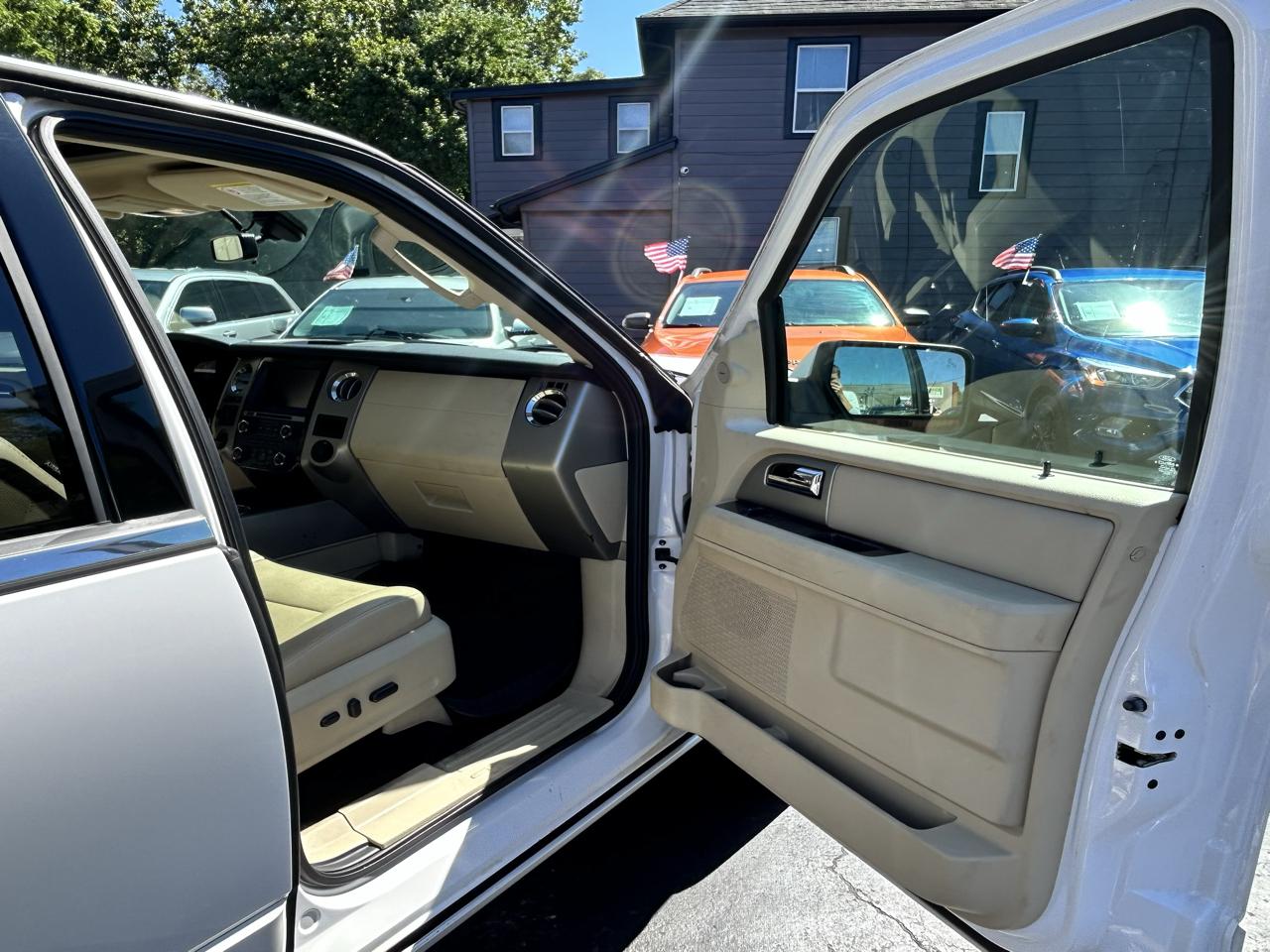 Ford Expedition EL Limited 2WD 2015