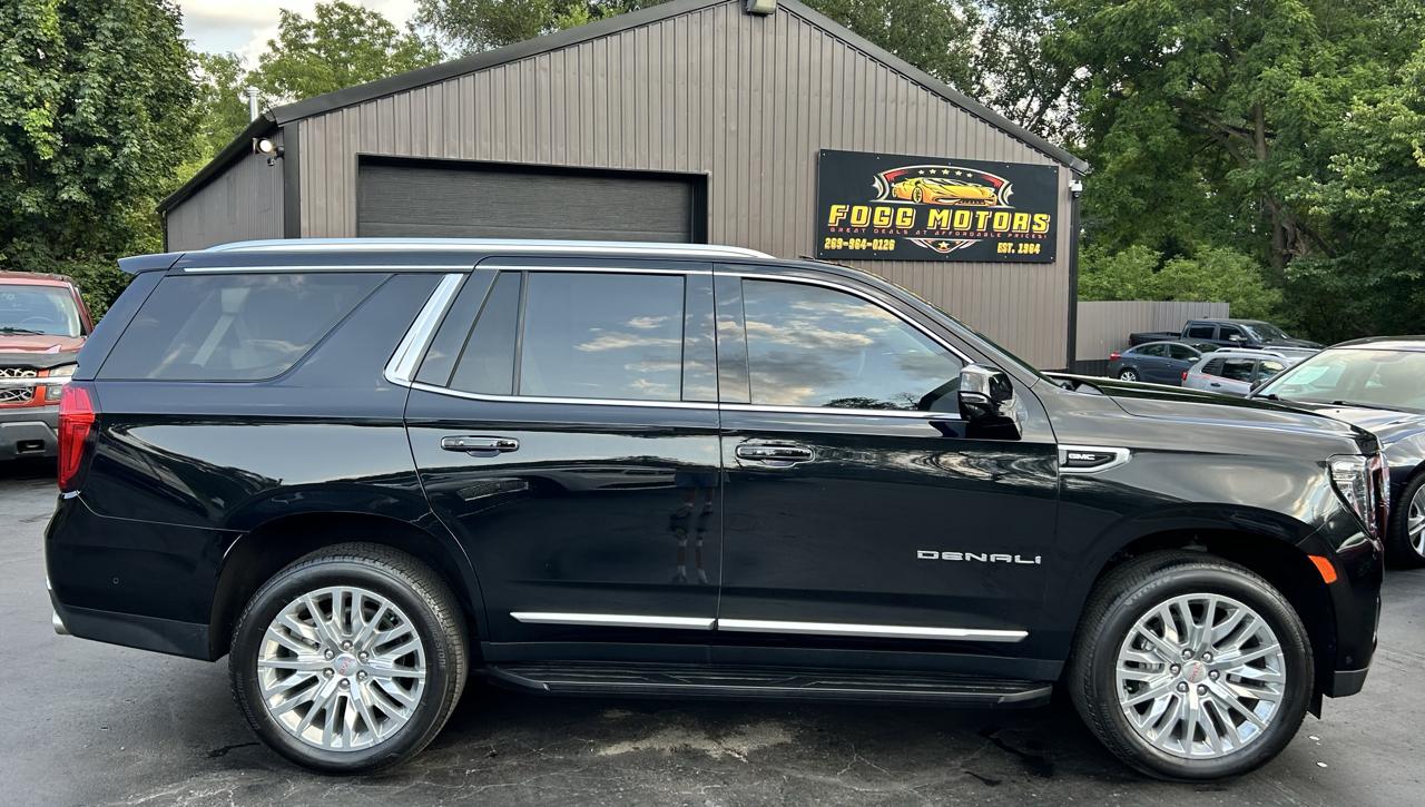 GMC Yukon Denali 4WD 2024