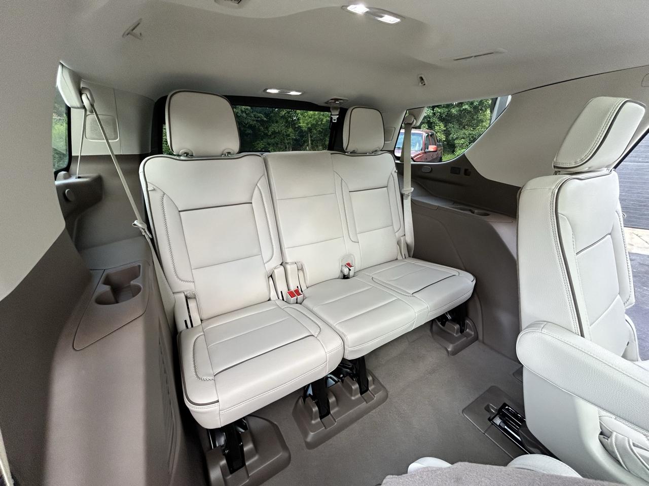 GMC Yukon Denali 4WD 2024