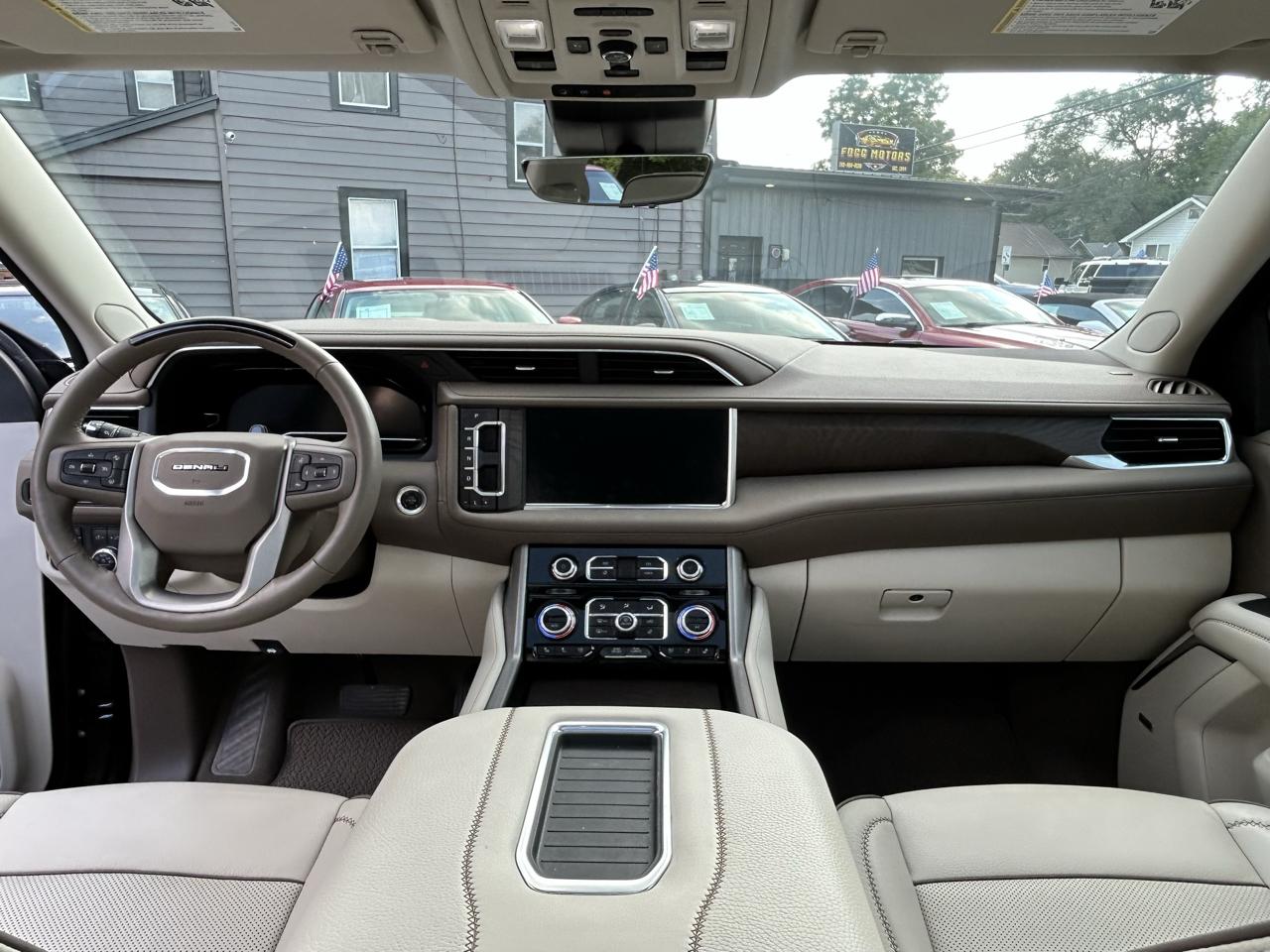 GMC Yukon Denali 4WD 2024
