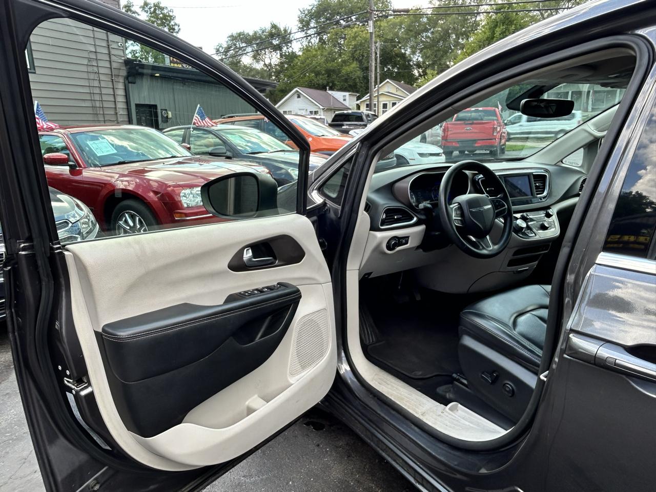 Chrysler Voyager LXI 2020
