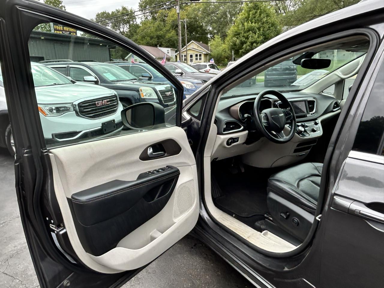Chrysler Voyager LXI 2020