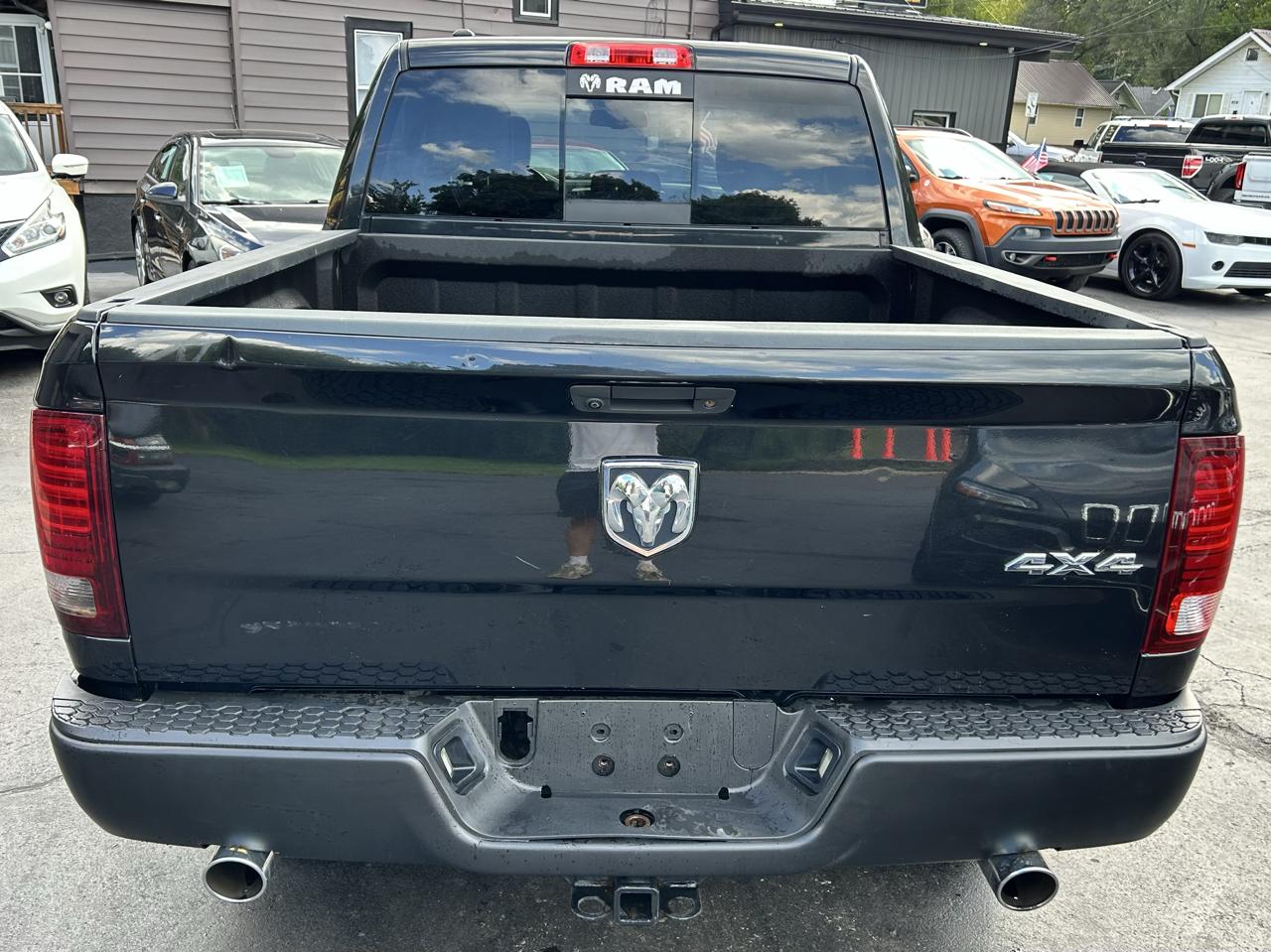 RAM 1500 Sport Crew Cab 4WD 2016