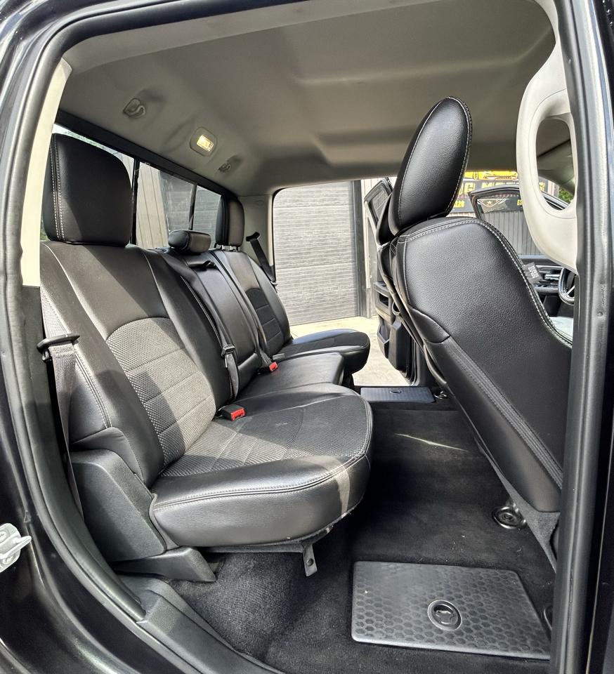 RAM 1500 Sport Crew Cab 4WD 2016