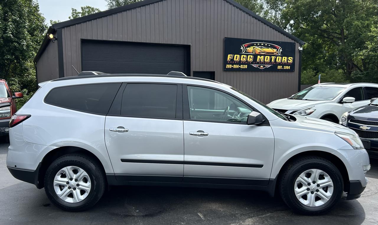 Chevrolet Traverse LS AWD w/PDC 2014