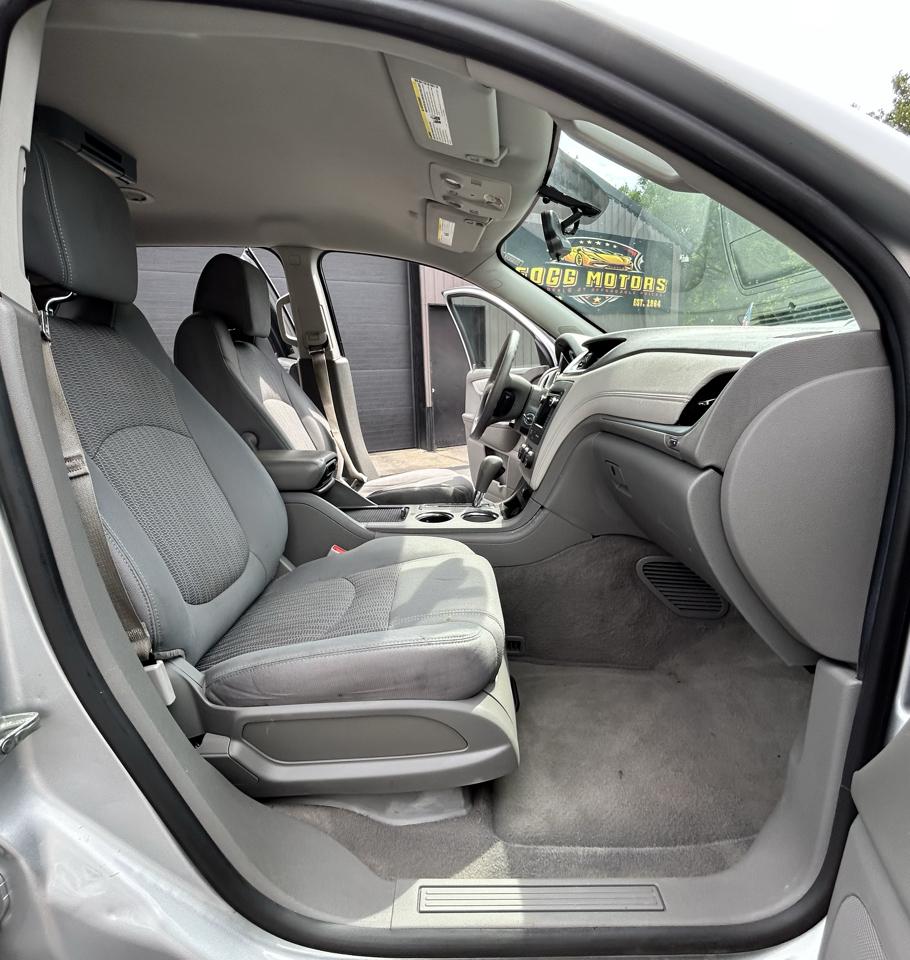 Chevrolet Traverse LS AWD w/PDC 2014