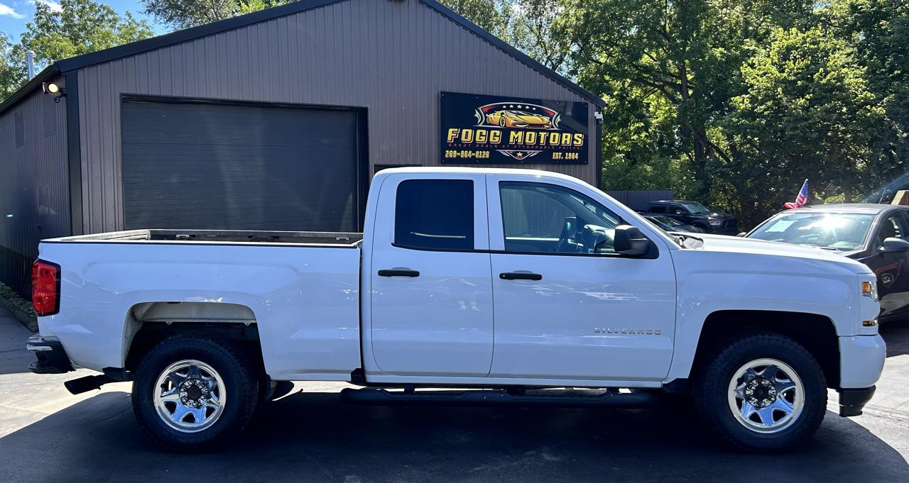 Chevrolet Silverado 1500 Custom Double Cab 4WD 2018