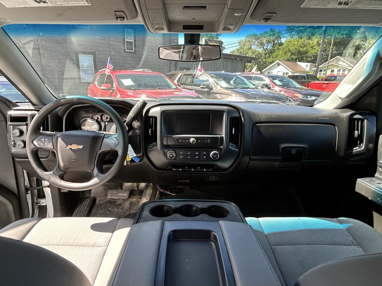 Chevrolet Silverado 1500 Custom Double Cab 4WD 2018