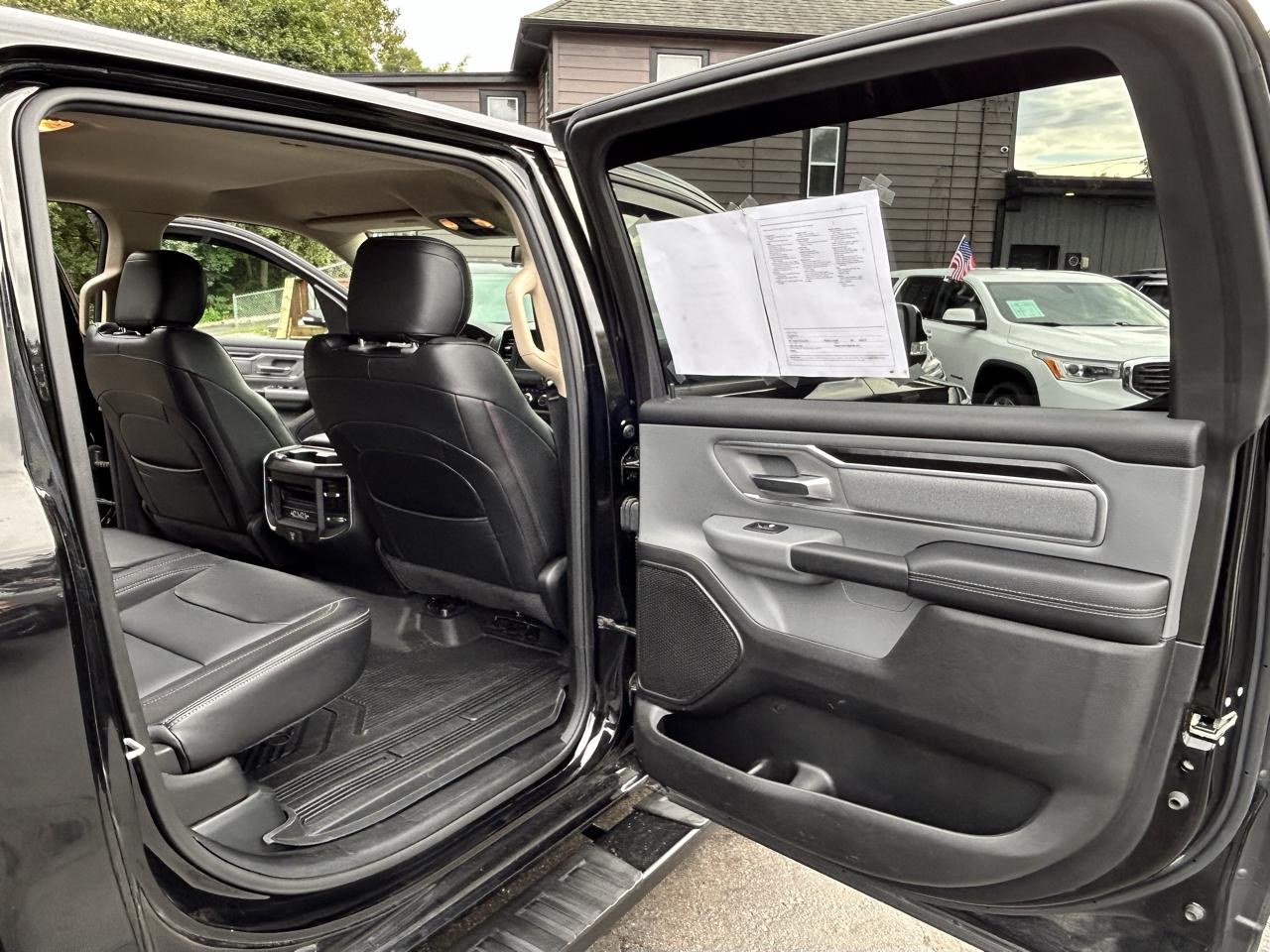 RAM 1500 Big Horn Crew Cab SWB 4WD 2019