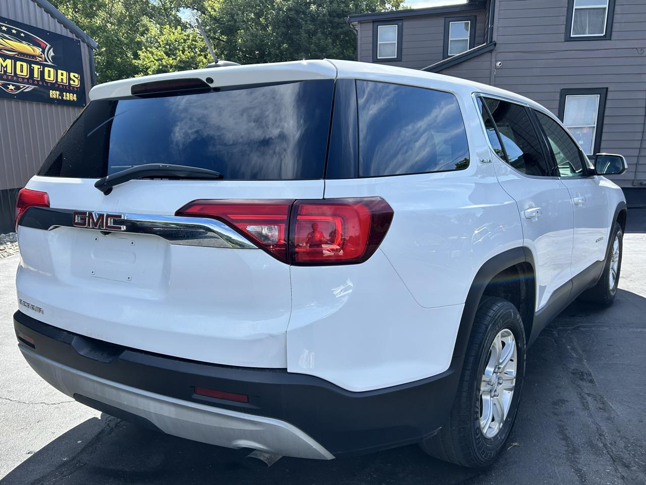 GMC Acadia SLE-1 FWD 2017