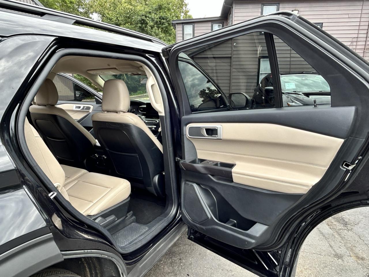Ford Explorer XLT AWD 2020