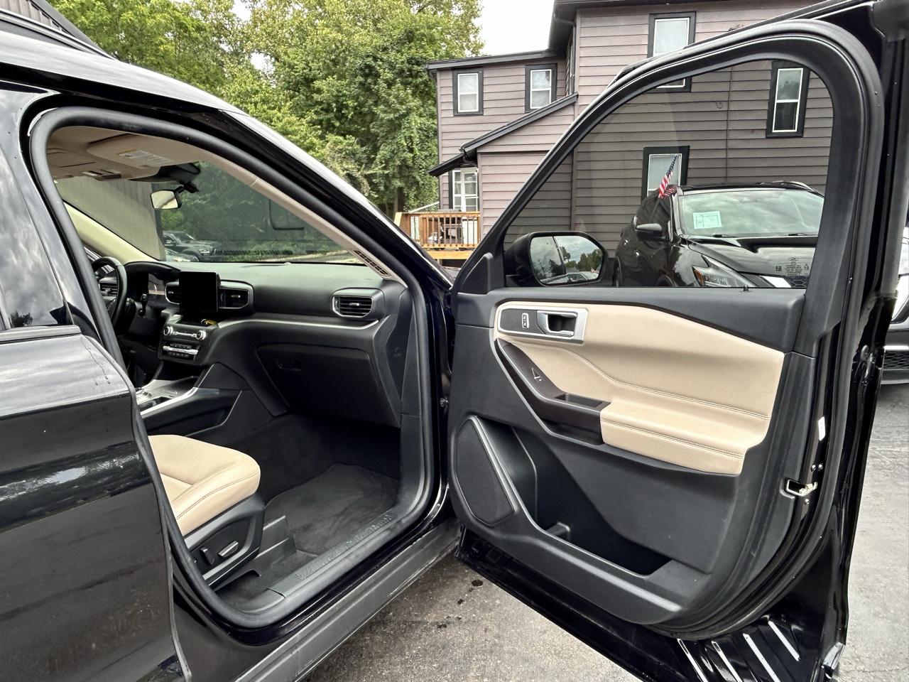 Ford Explorer XLT AWD 2020