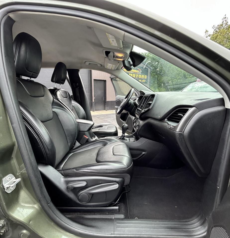 Jeep Cherokee Latitude Plus FWD 2019