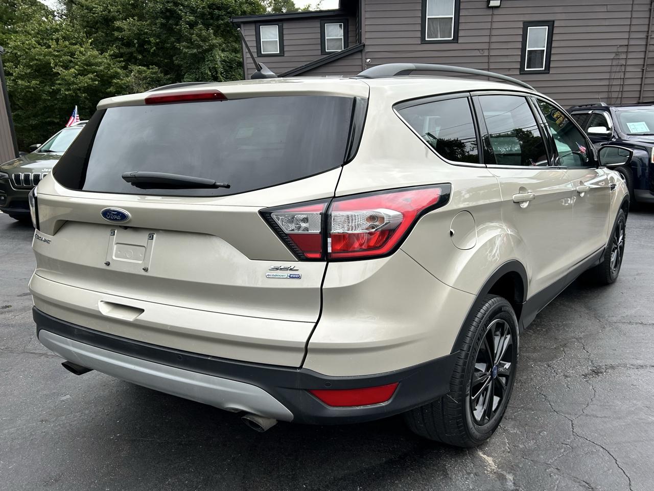 Ford Escape SEL 4WD 2018