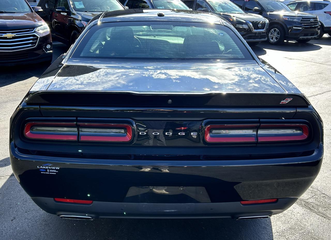 Dodge Challenger GT AWD 2022