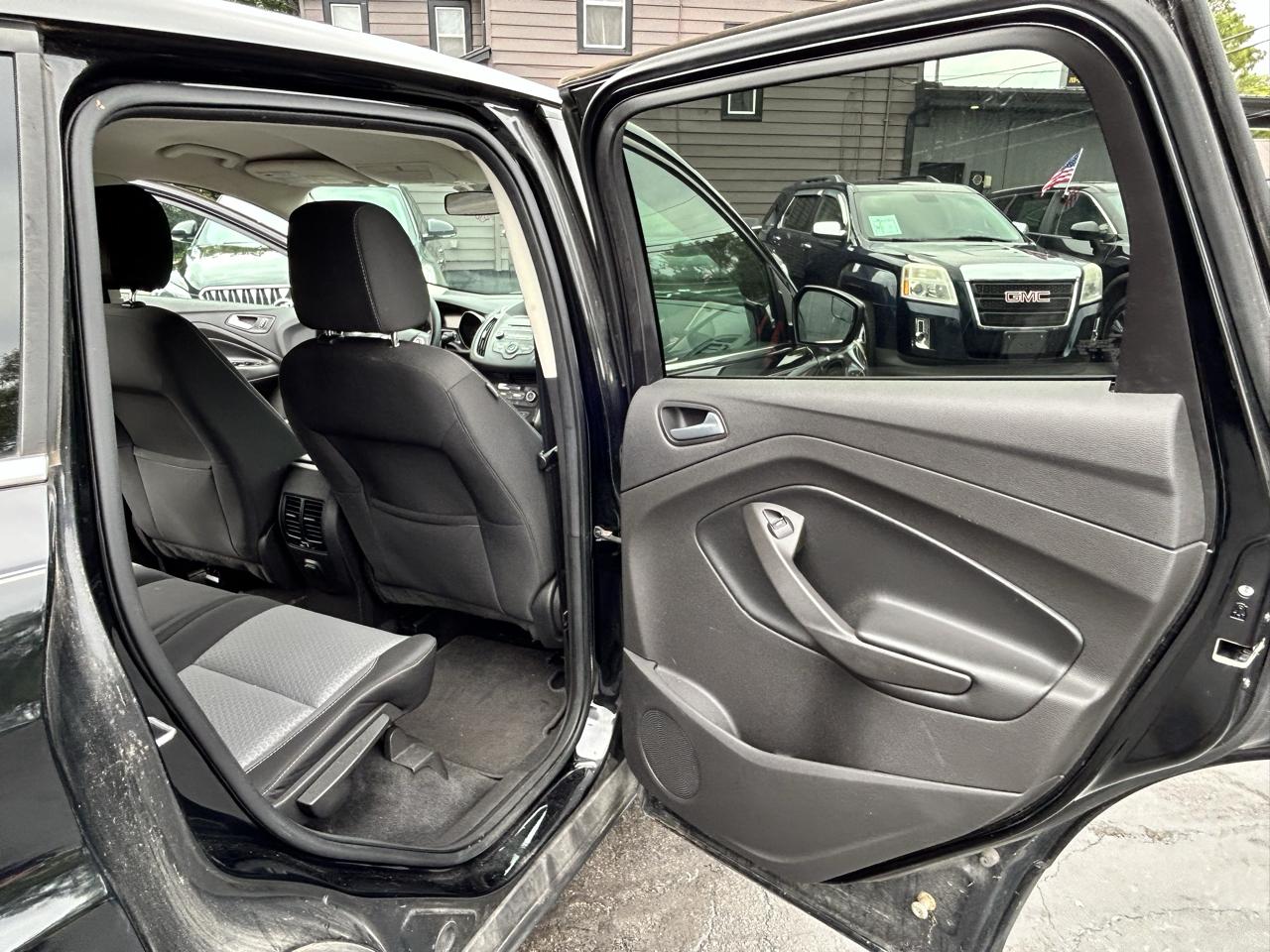 Ford Escape SE FWD 2017