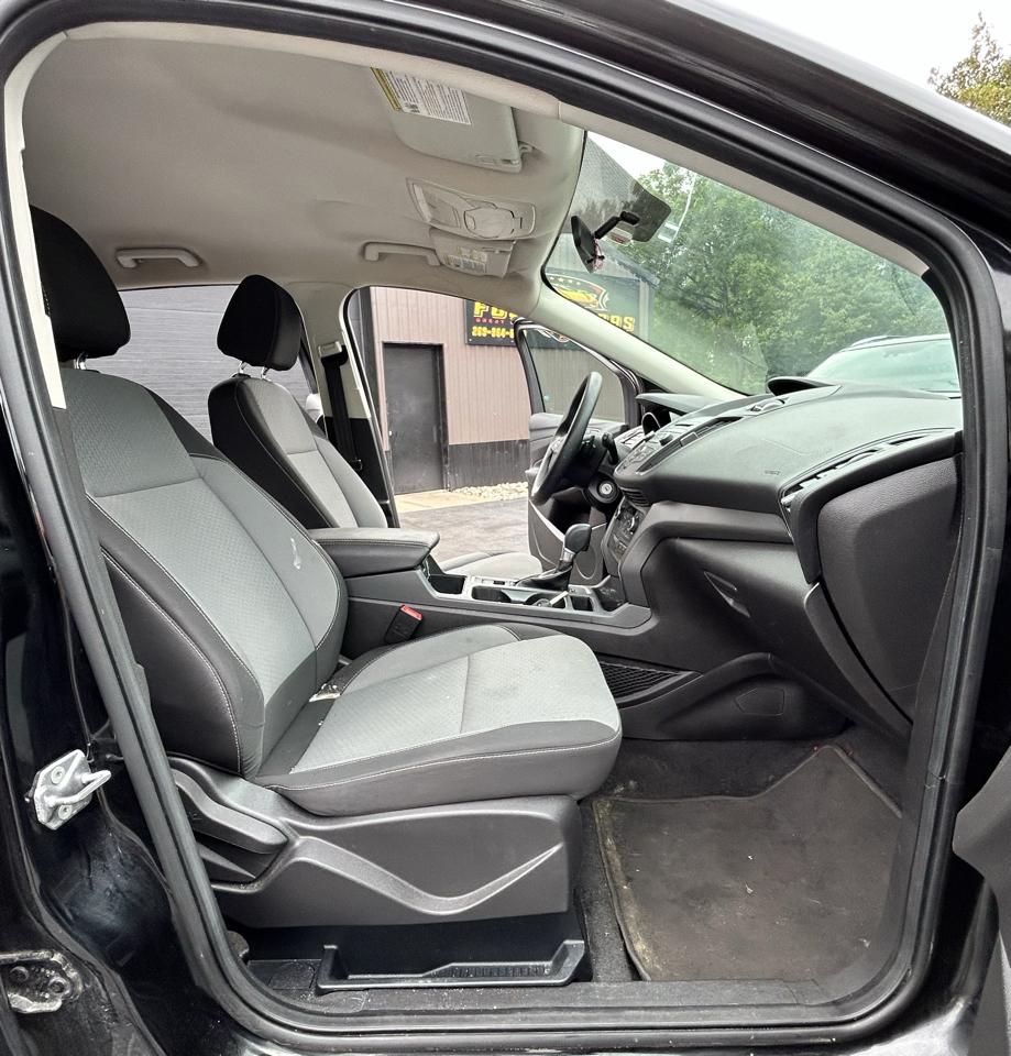 Ford Escape SE FWD 2017