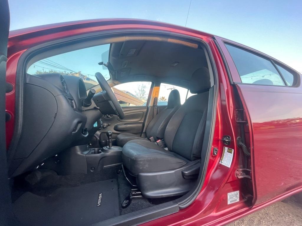 Nissan Versa 1.6 S 5M 2018