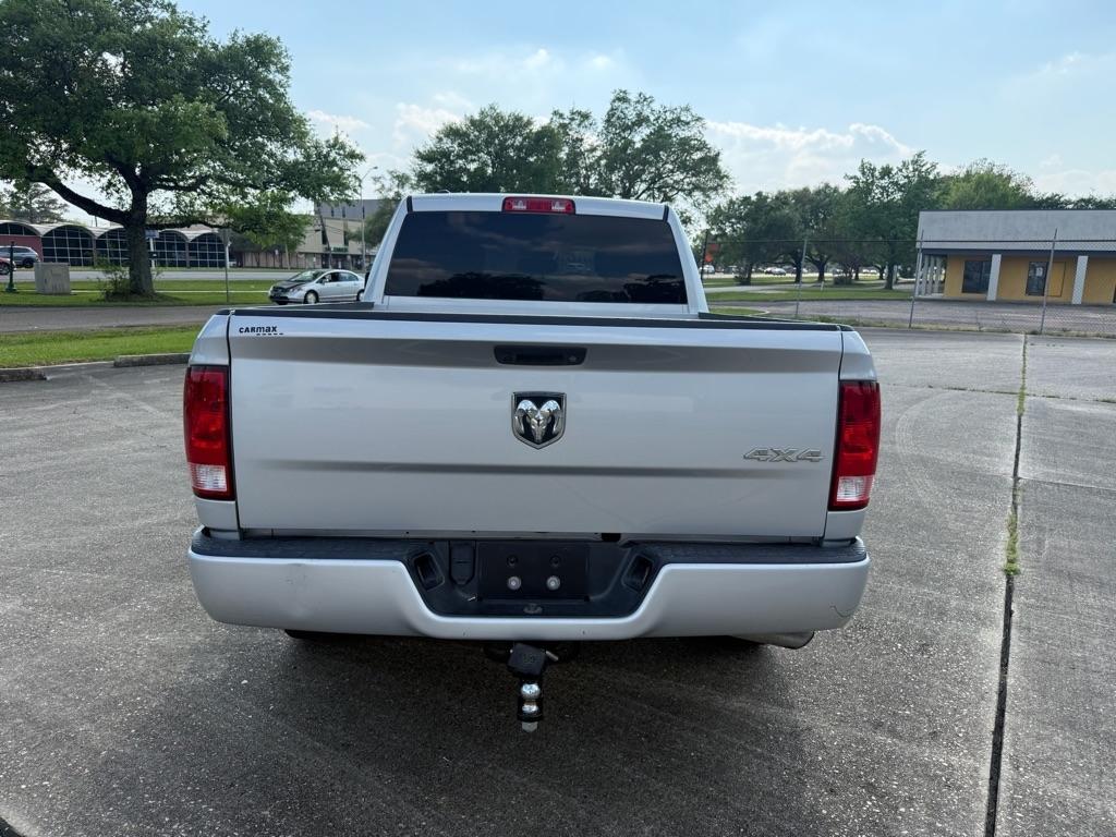 RAM 1500 Tradesman Quad Cab 4WD 2018