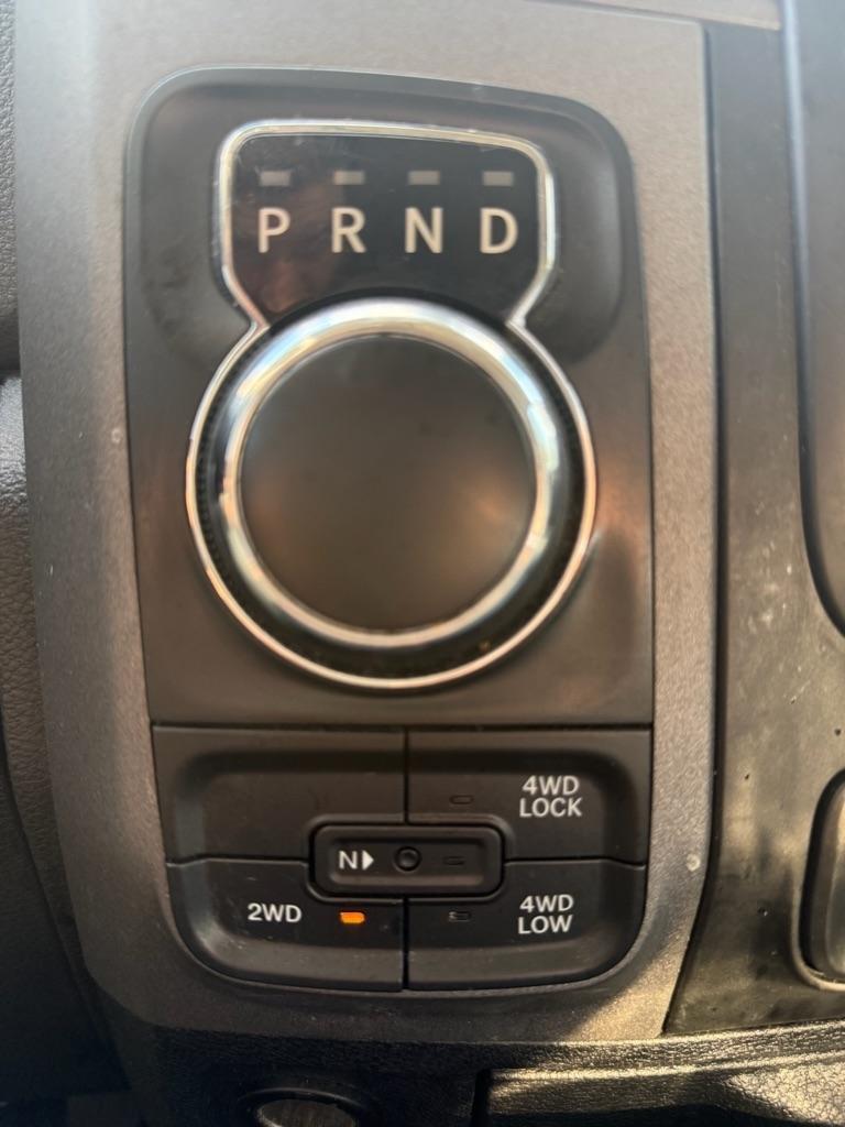 RAM 1500 Tradesman Quad Cab 4WD 2018